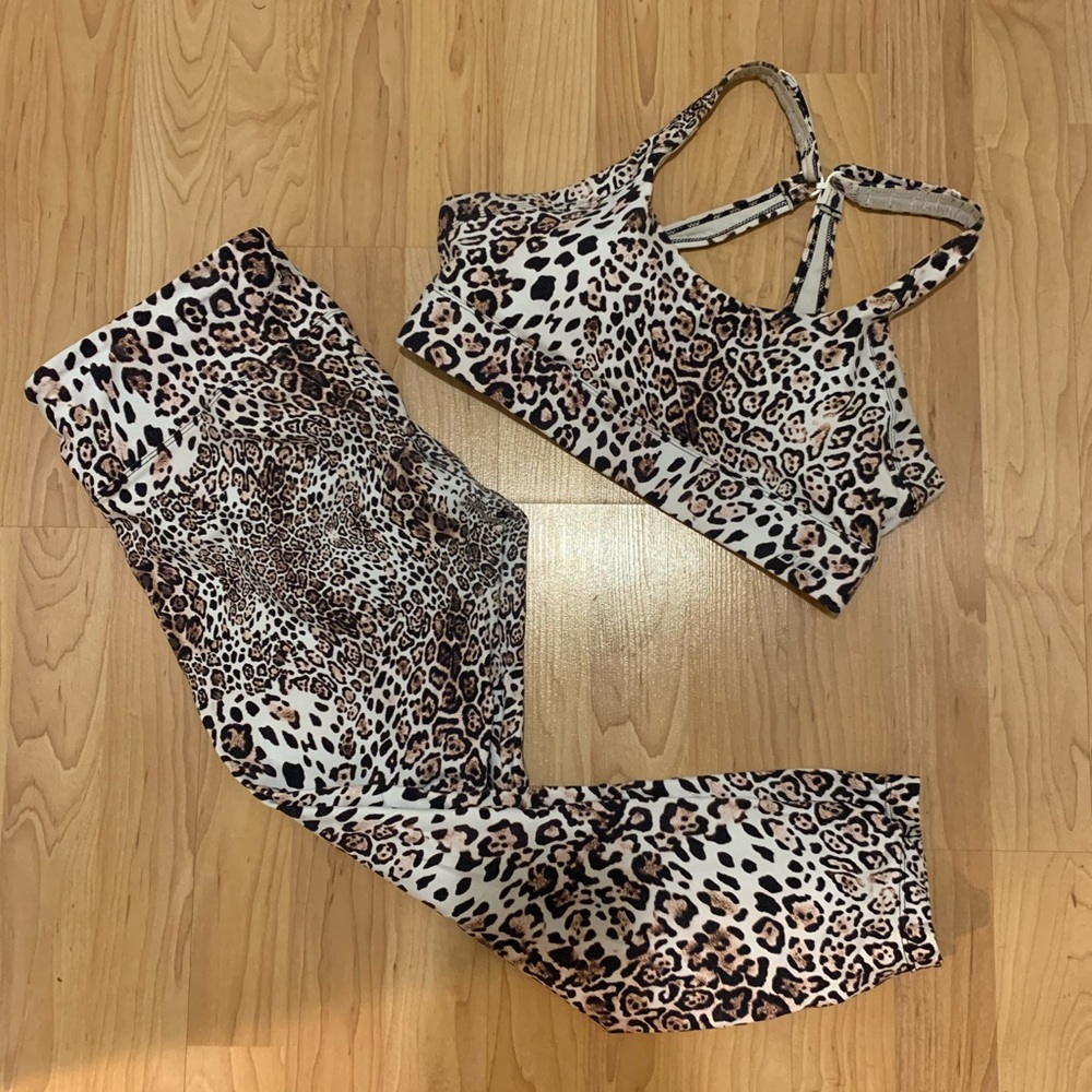 Lorna Jane Core Ankle-Biter Tight in Kitty